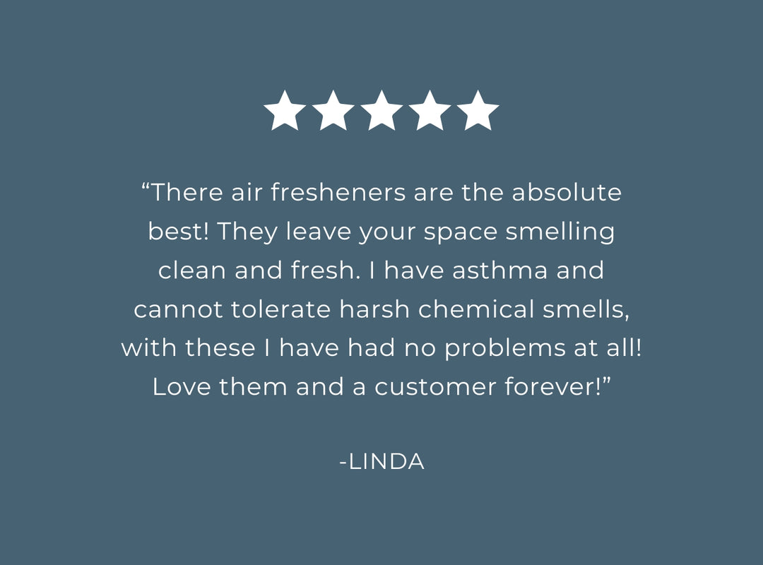 Five-star review for air fresheners with a quote from Linda on a blue background